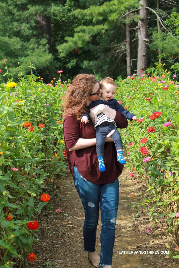 Where to go apple picking in Massachusetts, Parlee Farms apple picking September | Nordstrom | ASOS | Amazon | Apple Picking, Pumpkins + the Best Skinny Jeans Everyone Asks About featured by popular Boston life and style blogger Feathers and Stripes