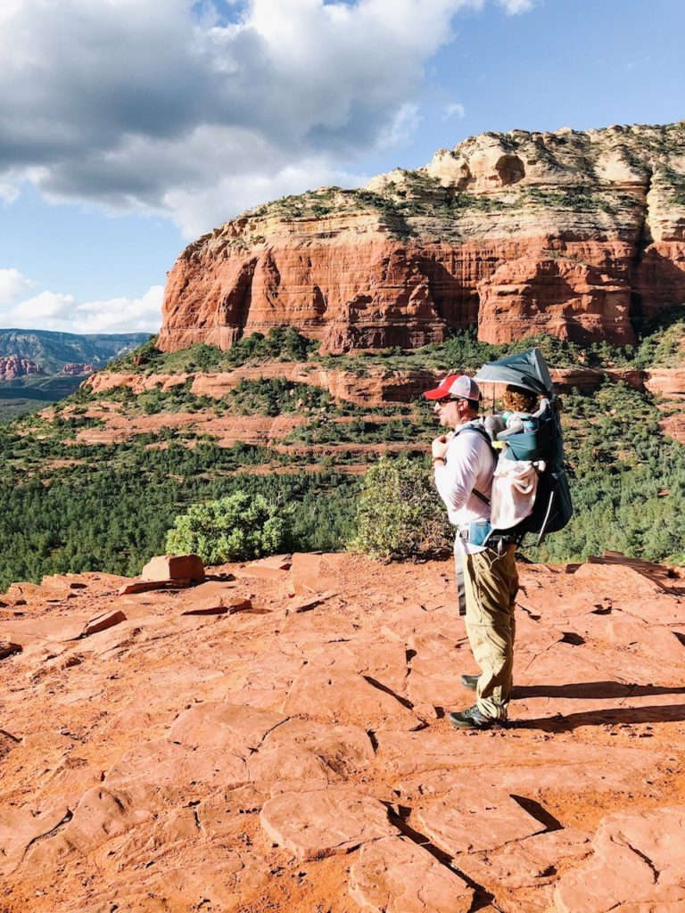 best hiking trails in Sedona, Arizona - from mom- and travel-blogger feathersandstripes.com