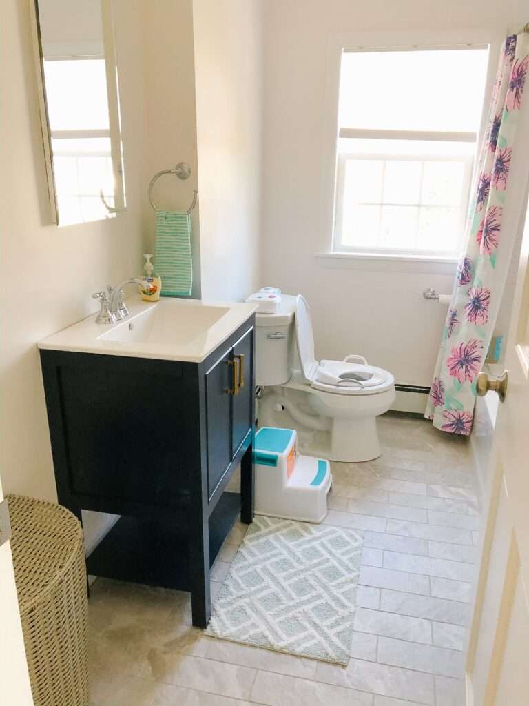 Navy and white bathroom deals